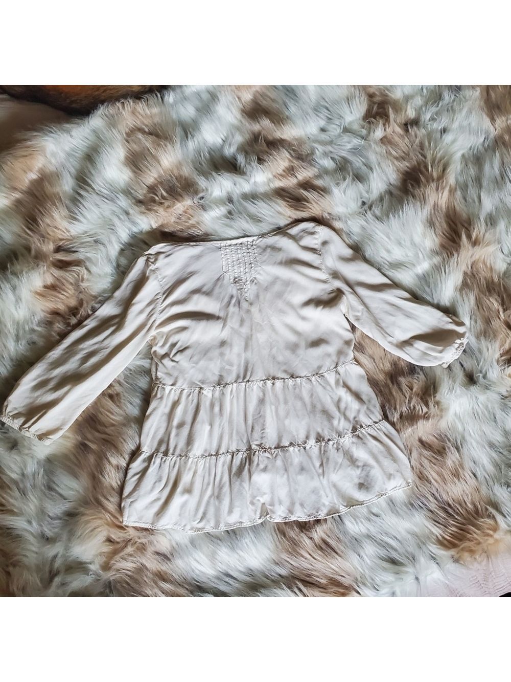 American Eagle Cream Ruffle Top - Picture 3 of 4